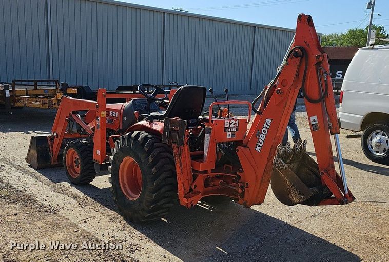 image for item MB9971 Kubota B21  MFWD tractor
