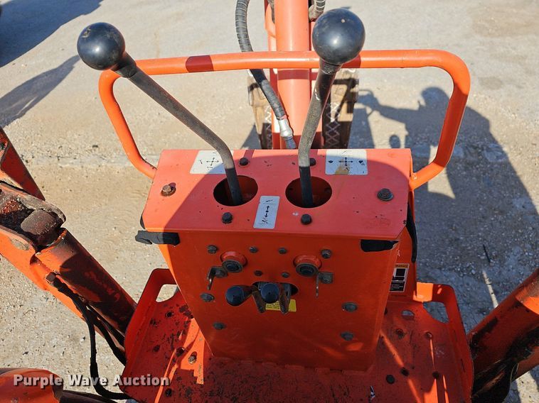 image for item MB9971 Kubota B21  MFWD tractor