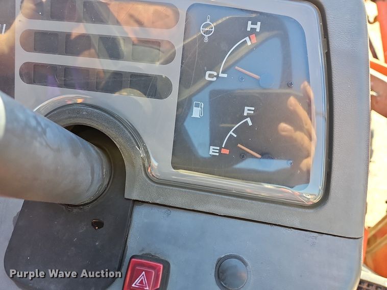 image for item MB9971 Kubota B21  MFWD tractor