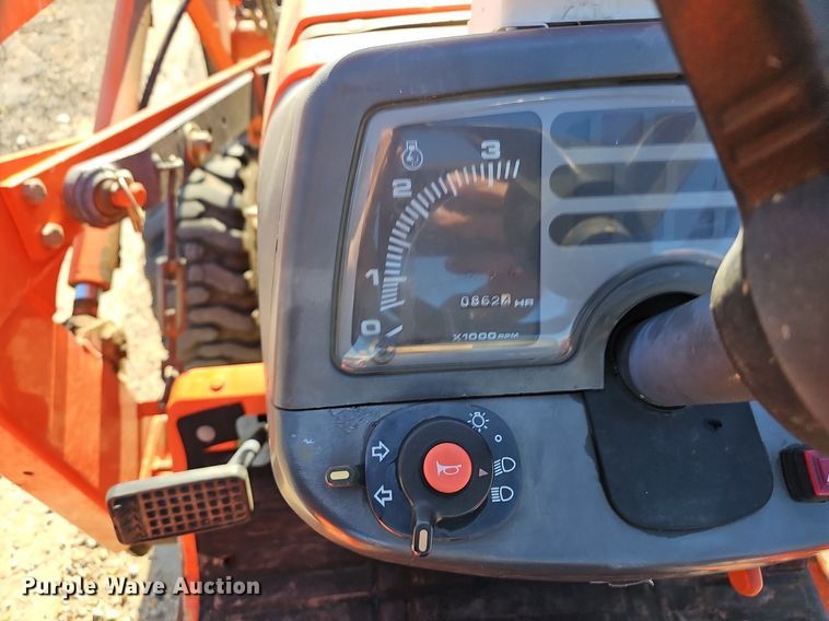 image for item MB9971 Kubota B21  MFWD tractor