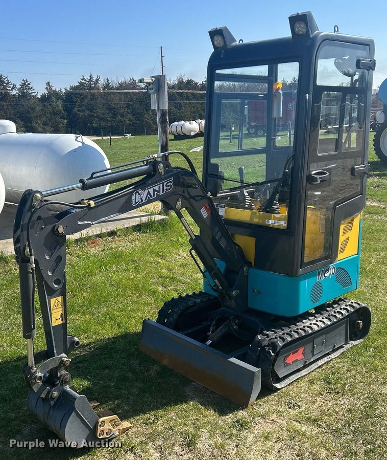 image for item MC9871 2022 Ants ME10E  mini excavator