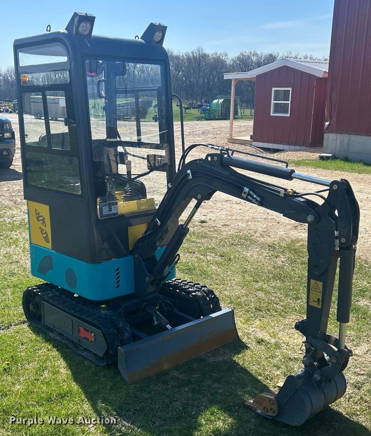 image for item MC9871 2022 Ants ME10E  mini excavator