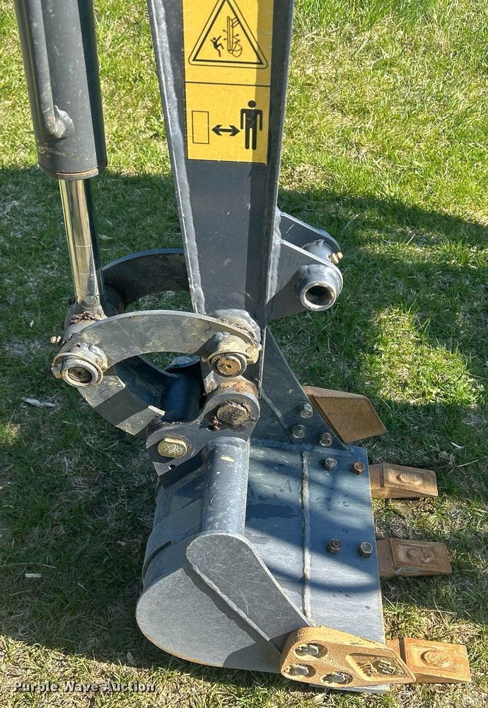 image for item MC9871 2022 Ants ME10E  mini excavator