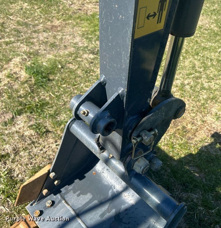 image for item MC9871 2022 Ants ME10E  mini excavator