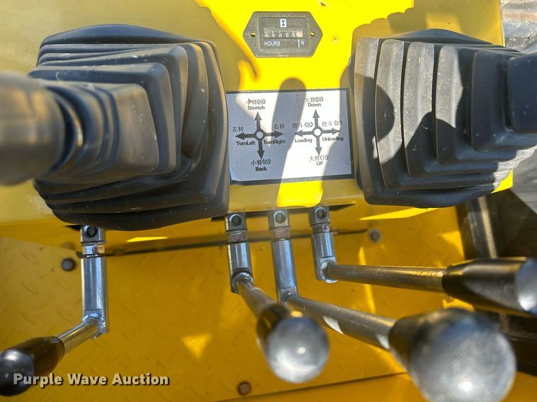 image for item MC9871 2022 Ants ME10E  mini excavator