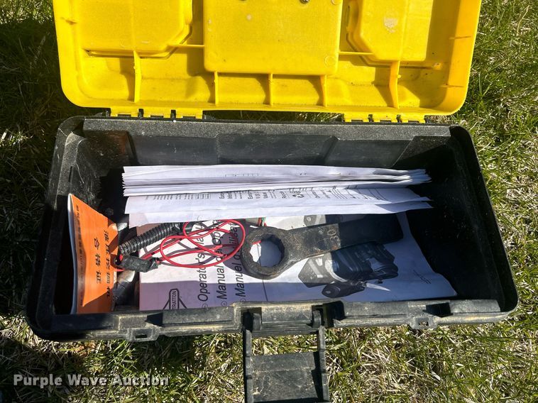 image for item MC9871 2022 Ants ME10E  mini excavator