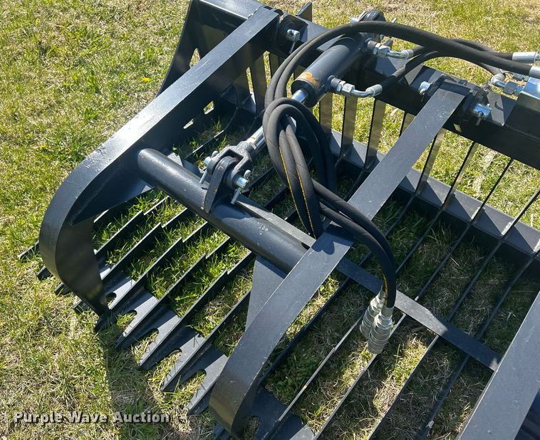 image for item MC9872 JCT  skid steer grapple bucket