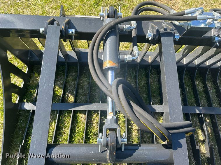 image for item MC9872 JCT  skid steer grapple bucket