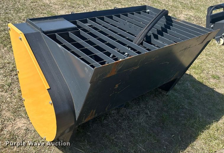 image for item MC9882 Skid steer concrete mixer