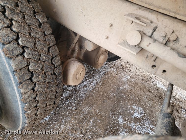 image for item ME9778 1995 Freightliner FLD112  dump truck