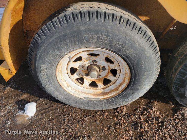 image for item ME9779 1995 Big Tex 8x20  equipment trailer