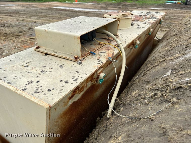 image for item MF9927 1995 Ingersoll Rand DD-110  double drum vibratory roller