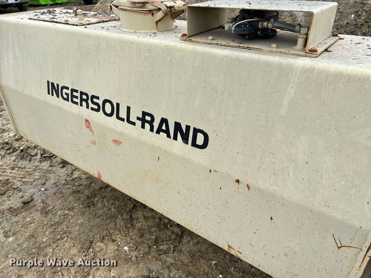 image for item MF9927 1995 Ingersoll Rand DD-110  double drum vibratory roller