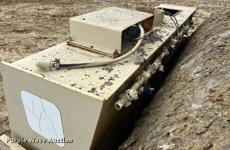 image for item MF9927 1995 Ingersoll Rand DD-110  double drum vibratory roller