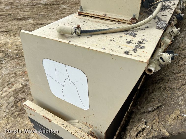 image for item MF9927 1995 Ingersoll Rand DD-110  double drum vibratory roller