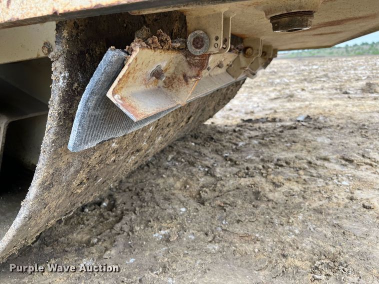 image for item MF9927 1995 Ingersoll Rand DD-110  double drum vibratory roller