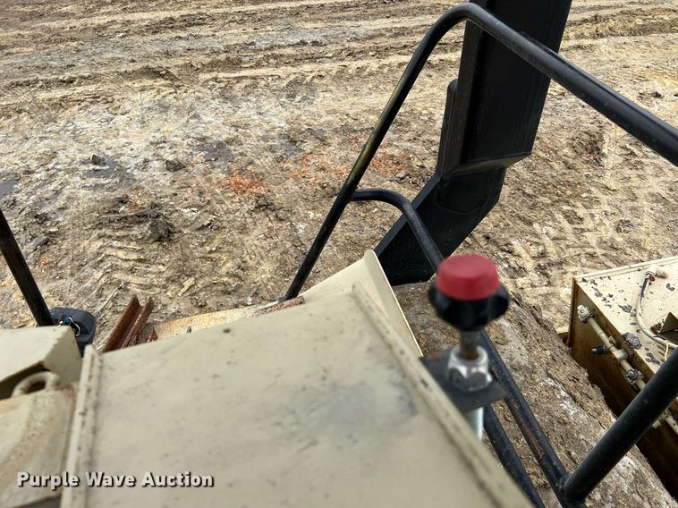 image for item MF9927 1995 Ingersoll Rand DD-110  double drum vibratory roller