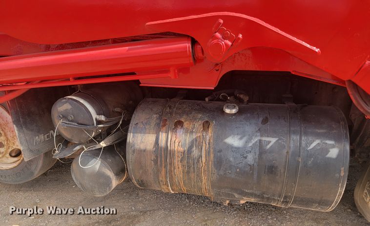 image for item ML9281 2004 Mack MR688S  refuse truck