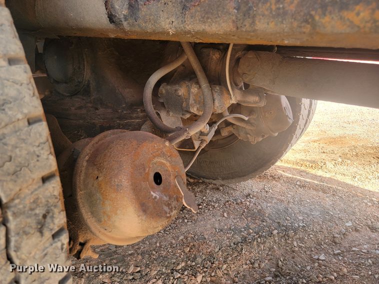 image for item ML9281 2004 Mack MR688S  refuse truck