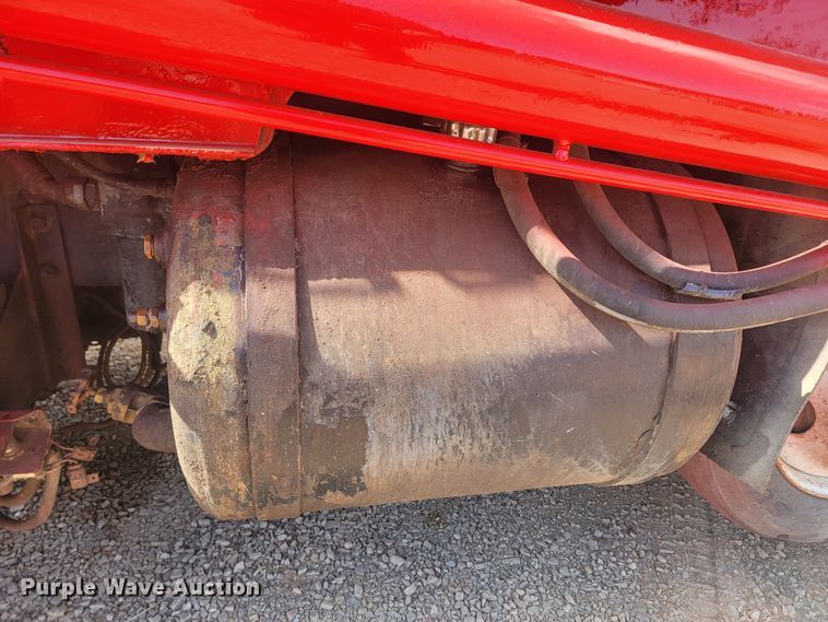 image for item ML9281 2004 Mack MR688S  refuse truck