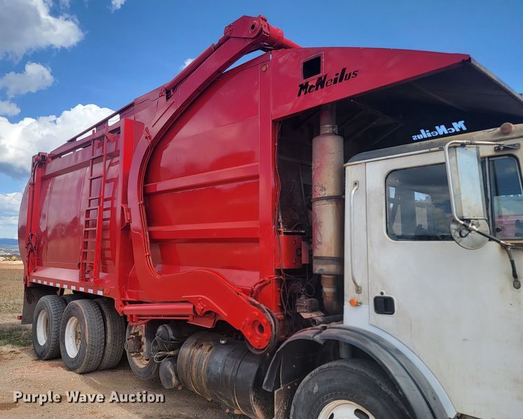 image for item ML9281 2004 Mack MR688S  refuse truck