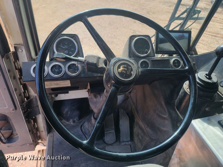 image for item ML9281 2004 Mack MR688S  refuse truck