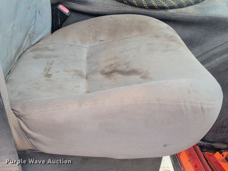 image for item ML9281 2004 Mack MR688S  refuse truck