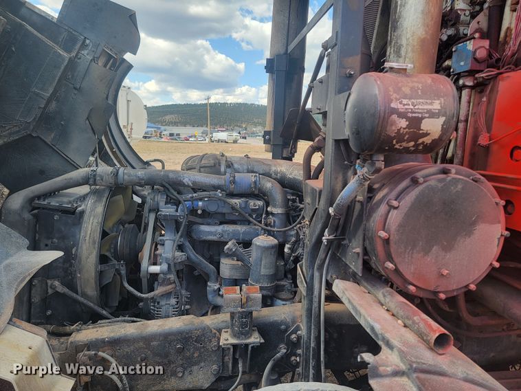 image for item ML9281 2004 Mack MR688S  refuse truck