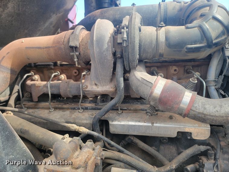 image for item ML9281 2004 Mack MR688S  refuse truck