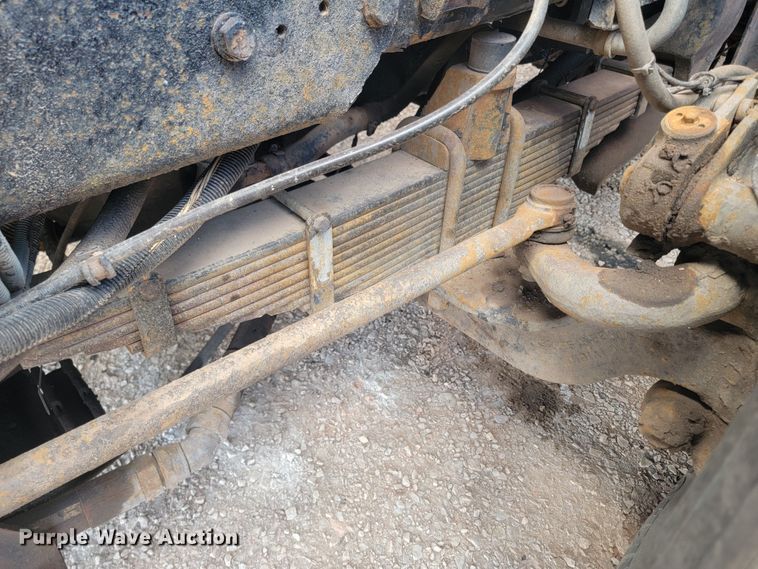 image for item ML9281 2004 Mack MR688S  refuse truck