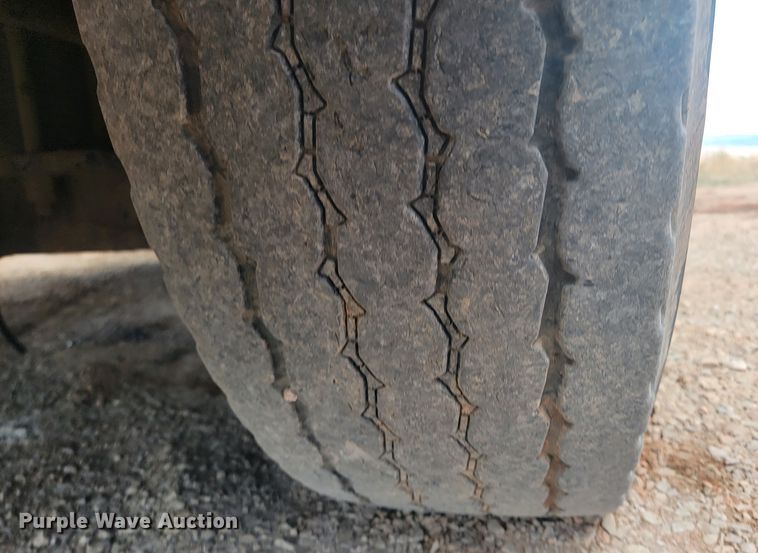 image for item ML9281 2004 Mack MR688S  refuse truck