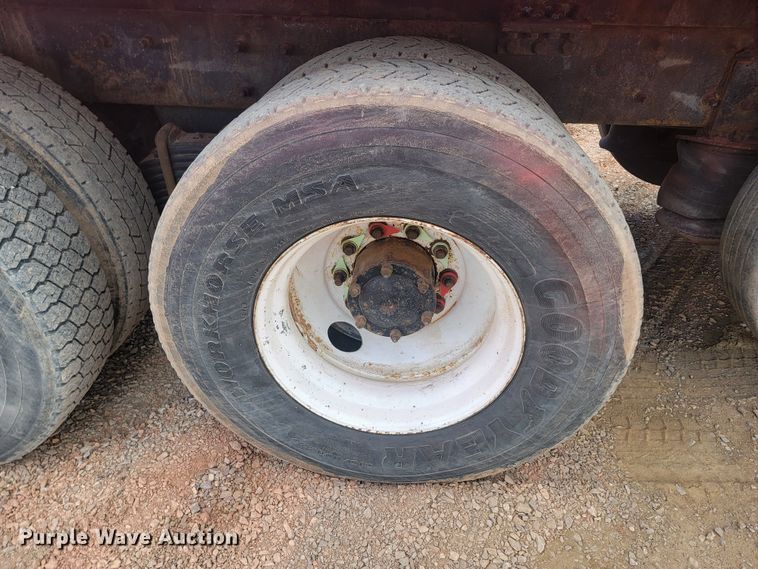 image for item ML9281 2004 Mack MR688S  refuse truck