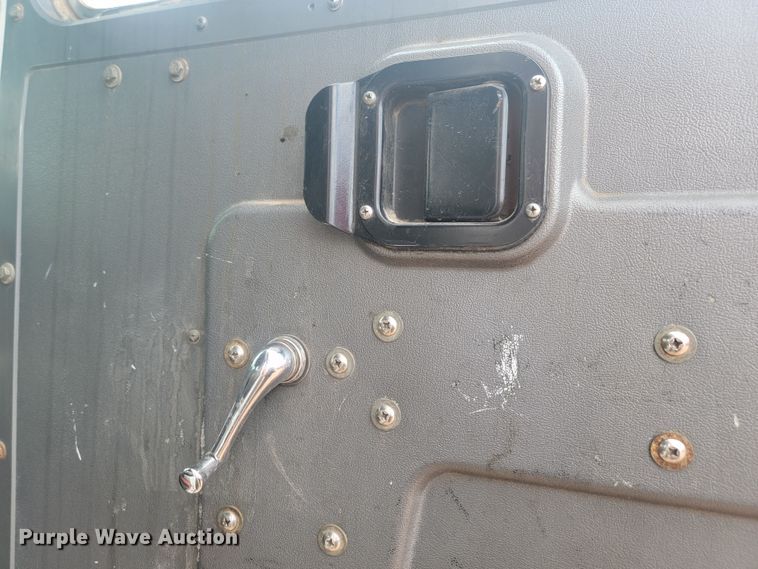 image for item ML9282 2005 Mack MR688S  refuse truck