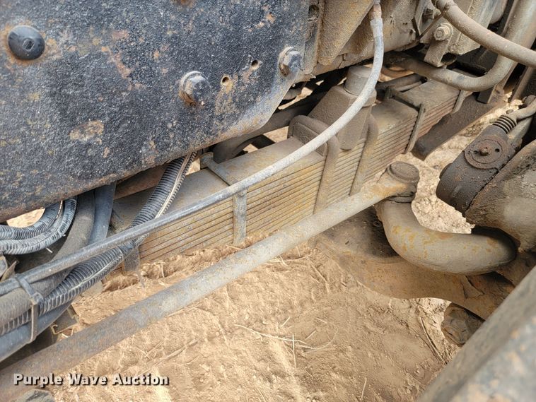 image for item ML9282 2005 Mack MR688S  refuse truck