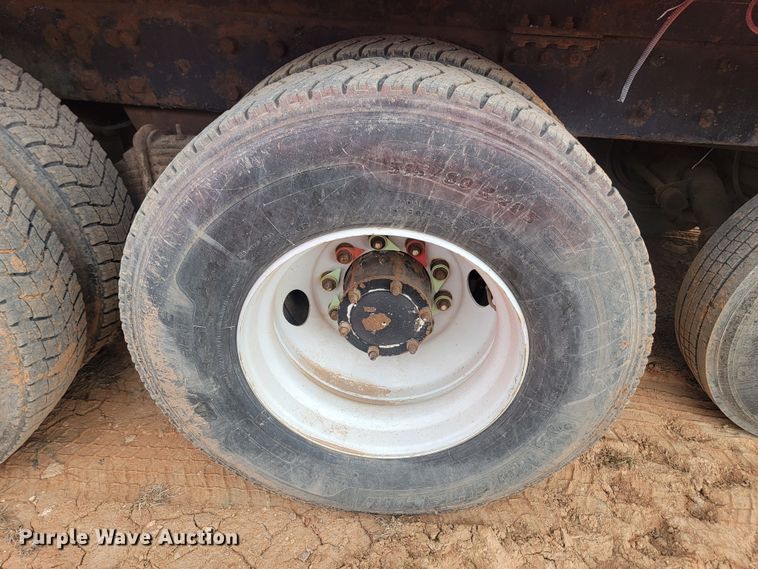 image for item ML9282 2005 Mack MR688S  refuse truck