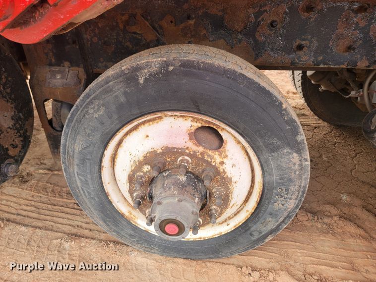 image for item ML9282 2005 Mack MR688S  refuse truck