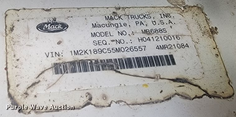 image for item ML9282 2005 Mack MR688S  refuse truck