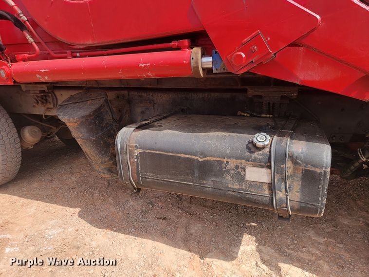 image for item ML9283 1997 Mack MR688S  refuse truck