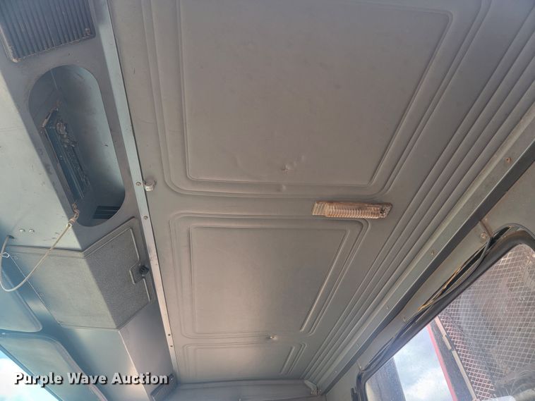 image for item ML9283 1997 Mack MR688S  refuse truck