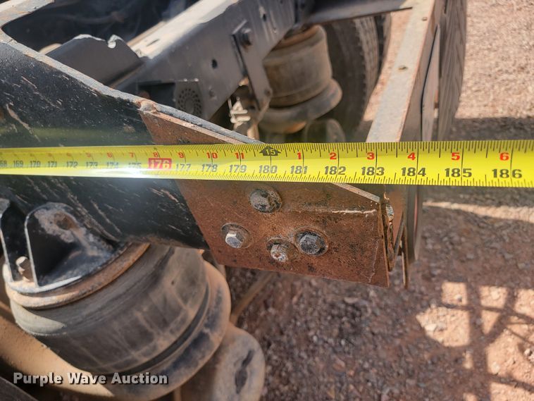 image for item ML9284 1990 Kenworth W900  semi truck