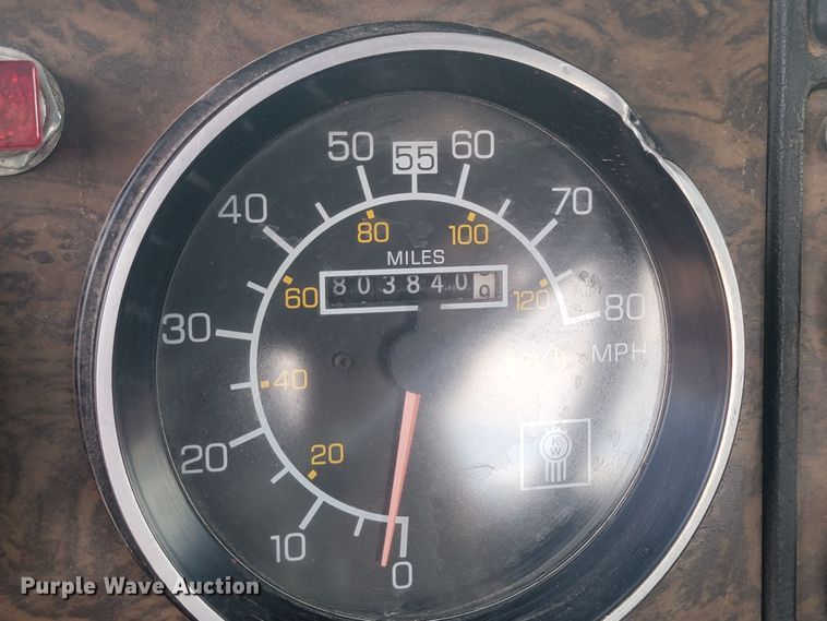 image for item ML9284 1990 Kenworth W900  semi truck