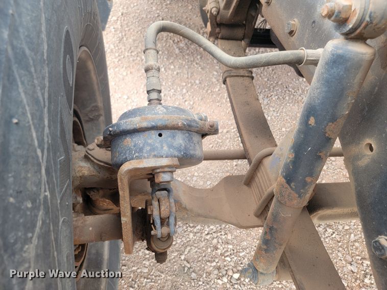 image for item ML9284 1990 Kenworth W900  semi truck