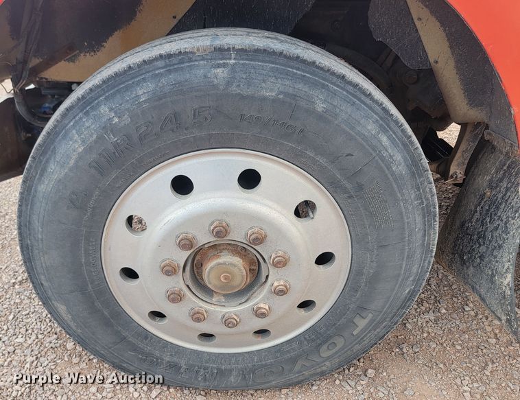 image for item ML9284 1990 Kenworth W900  semi truck