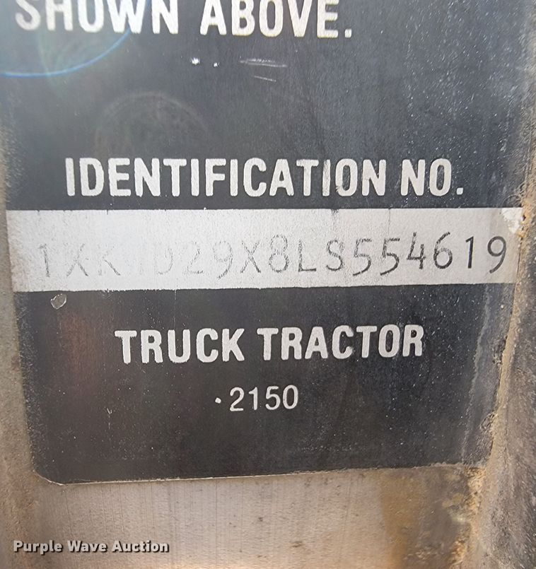 image for item ML9284 1990 Kenworth W900  semi truck