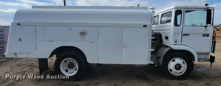 image for item ML9287 1985 Volvo F612  fuel truck