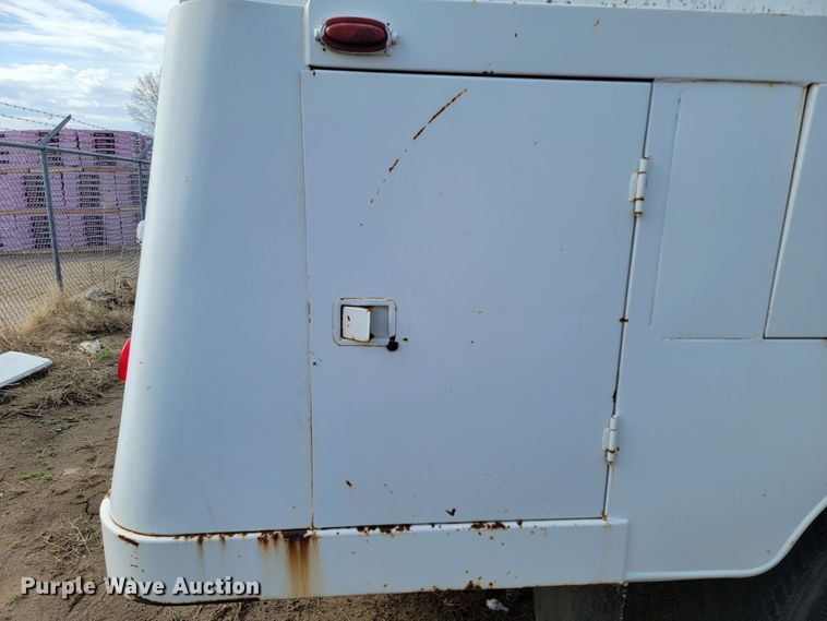 image for item ML9287 1985 Volvo F612  fuel truck