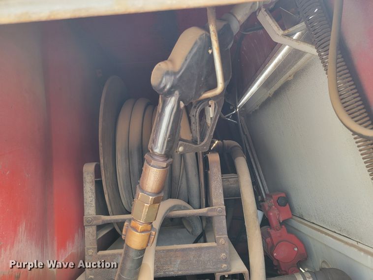 image for item ML9287 1985 Volvo F612  fuel truck