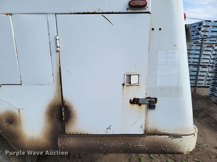 image for item ML9287 1985 Volvo F612  fuel truck