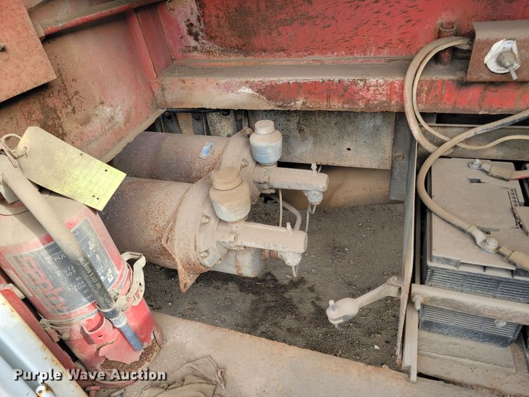 image for item ML9287 1985 Volvo F612  fuel truck