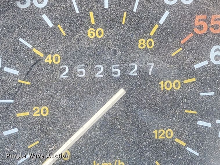 image for item ML9287 1985 Volvo F612  fuel truck